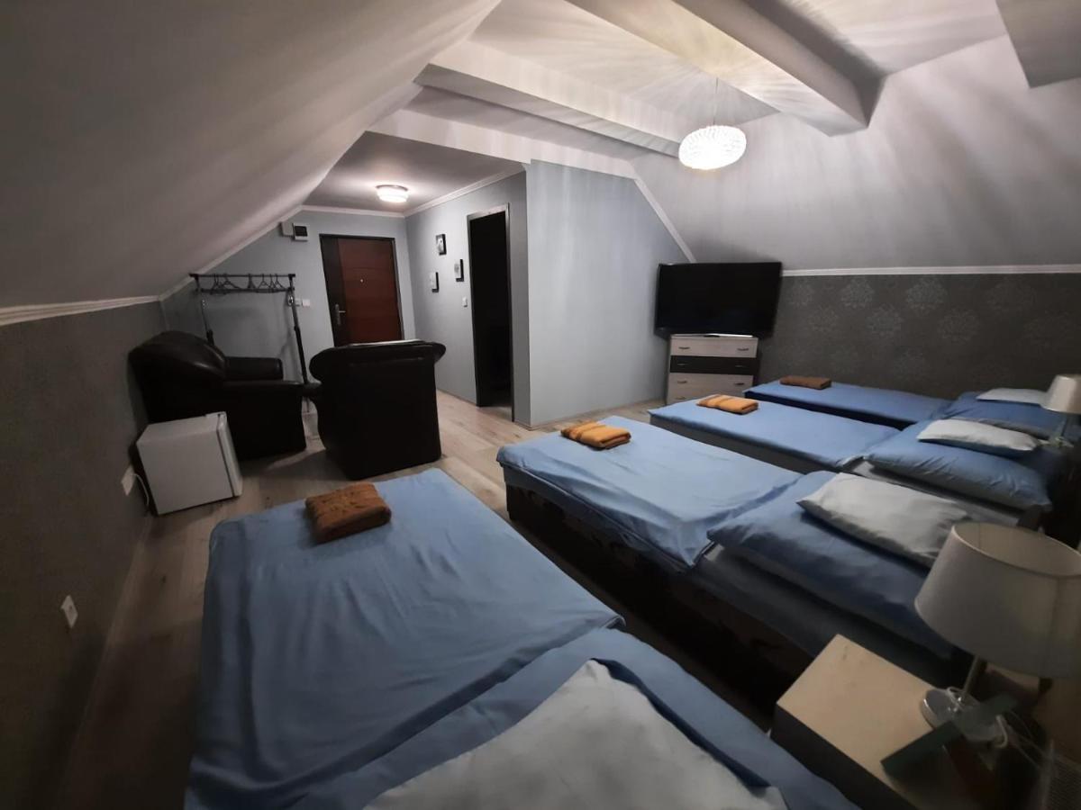 데브레첸 Borostyan Panzio B&B 외부 사진