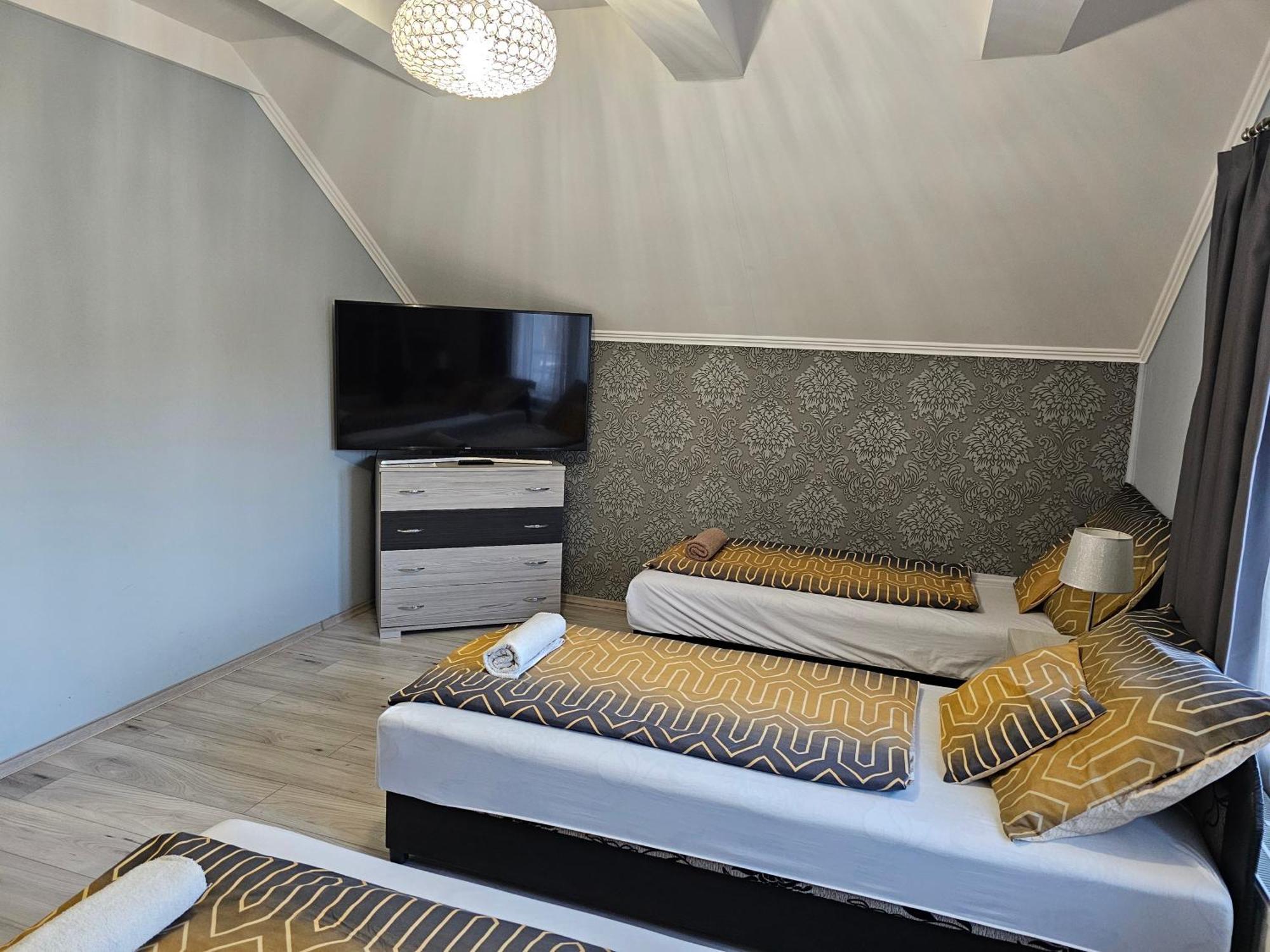 데브레첸 Borostyan Panzio B&B 외부 사진